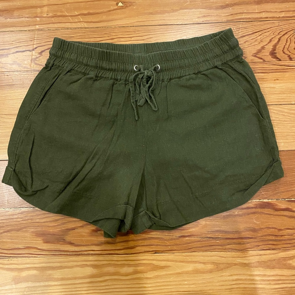 Green linen shorts